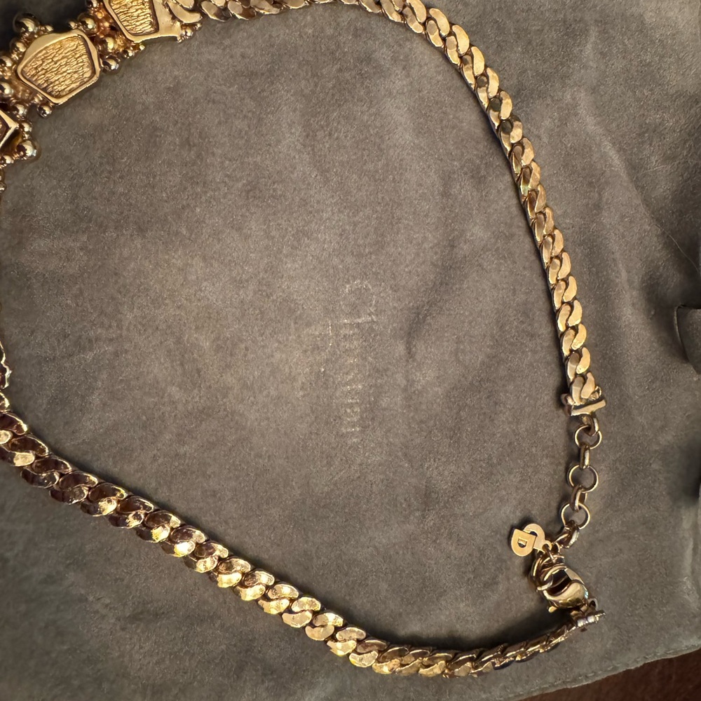 Dior Authentic Gold and Colored Gripoix Stone Necklace with Vintage Charm - Picture 8 of 8